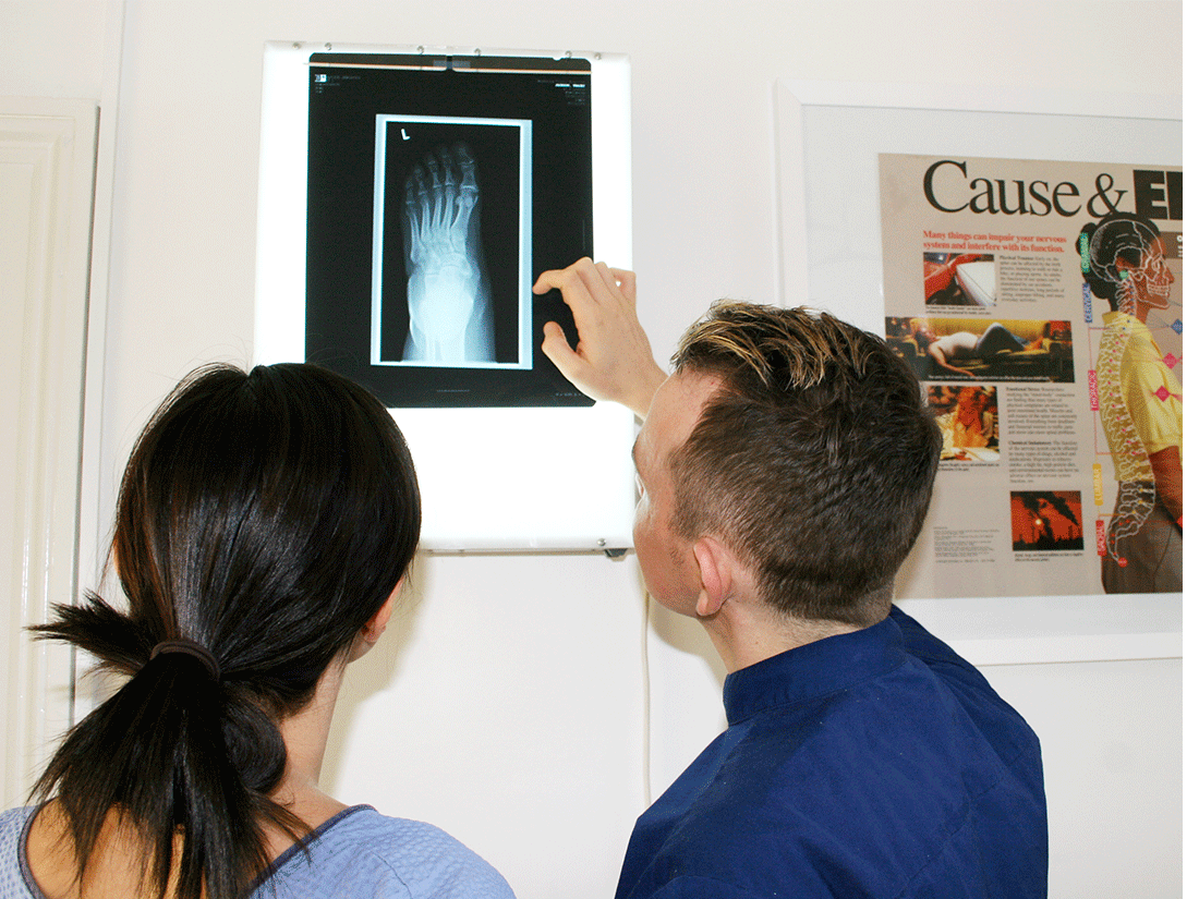 chiropractic-first-visit-xray-joints